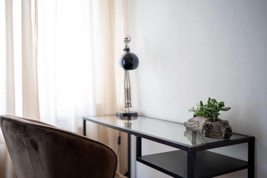 Wohnung Naehe Stadtzentrum Mit Wohnzimmer Und Kueche Koblencja Zewnętrze zdjęcie