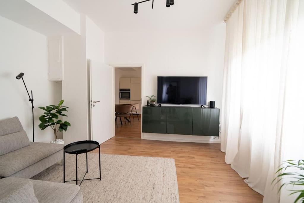 Wohnung Naehe Stadtzentrum Mit Wohnzimmer Und Kueche Koblencja Zewnętrze zdjęcie